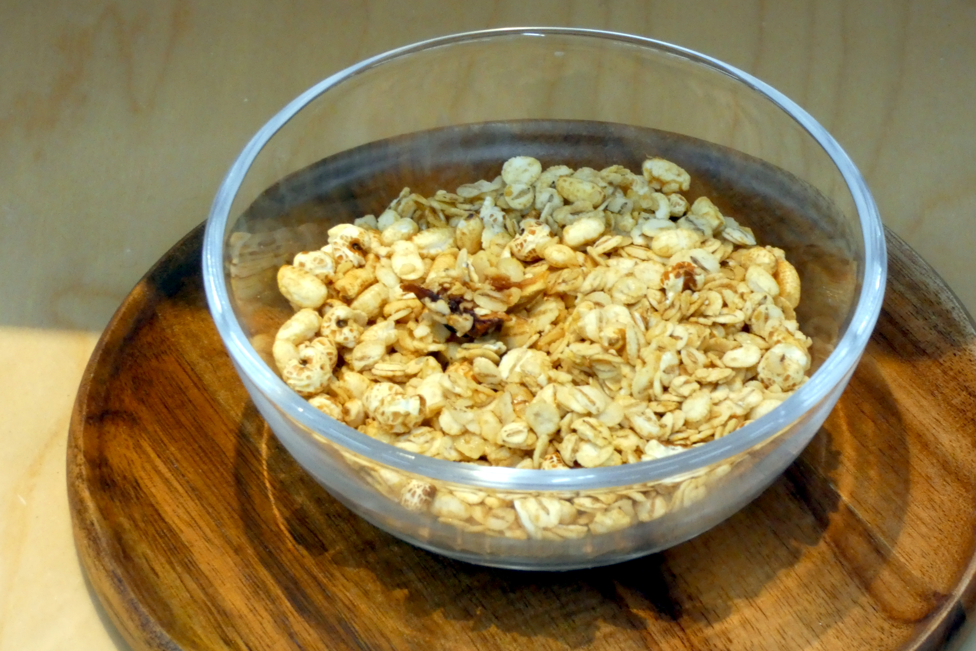 国産大麦といちじくのグラノーラ