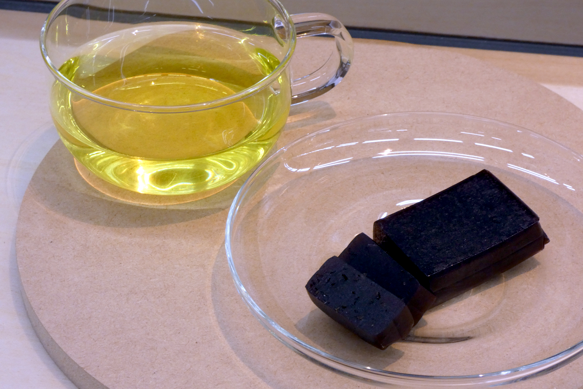 「桜のようかん」（150円、1月下旬発売）