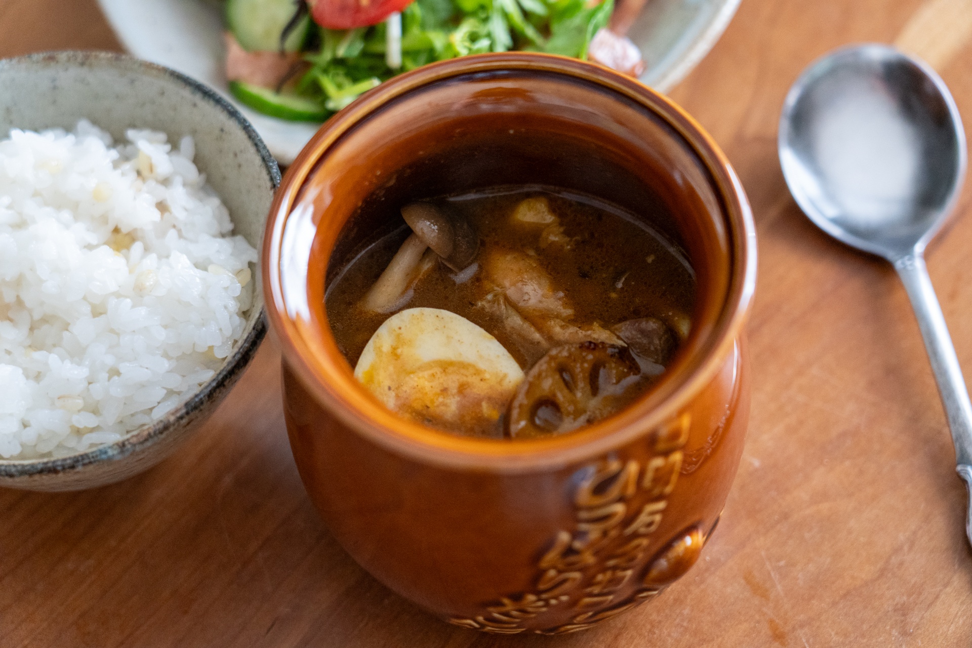 たこ壺の中にいろいろな具材が見え隠れするのが楽しい