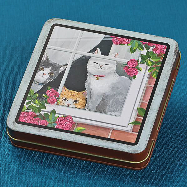 「レトロねこスクエア缶」（窓）