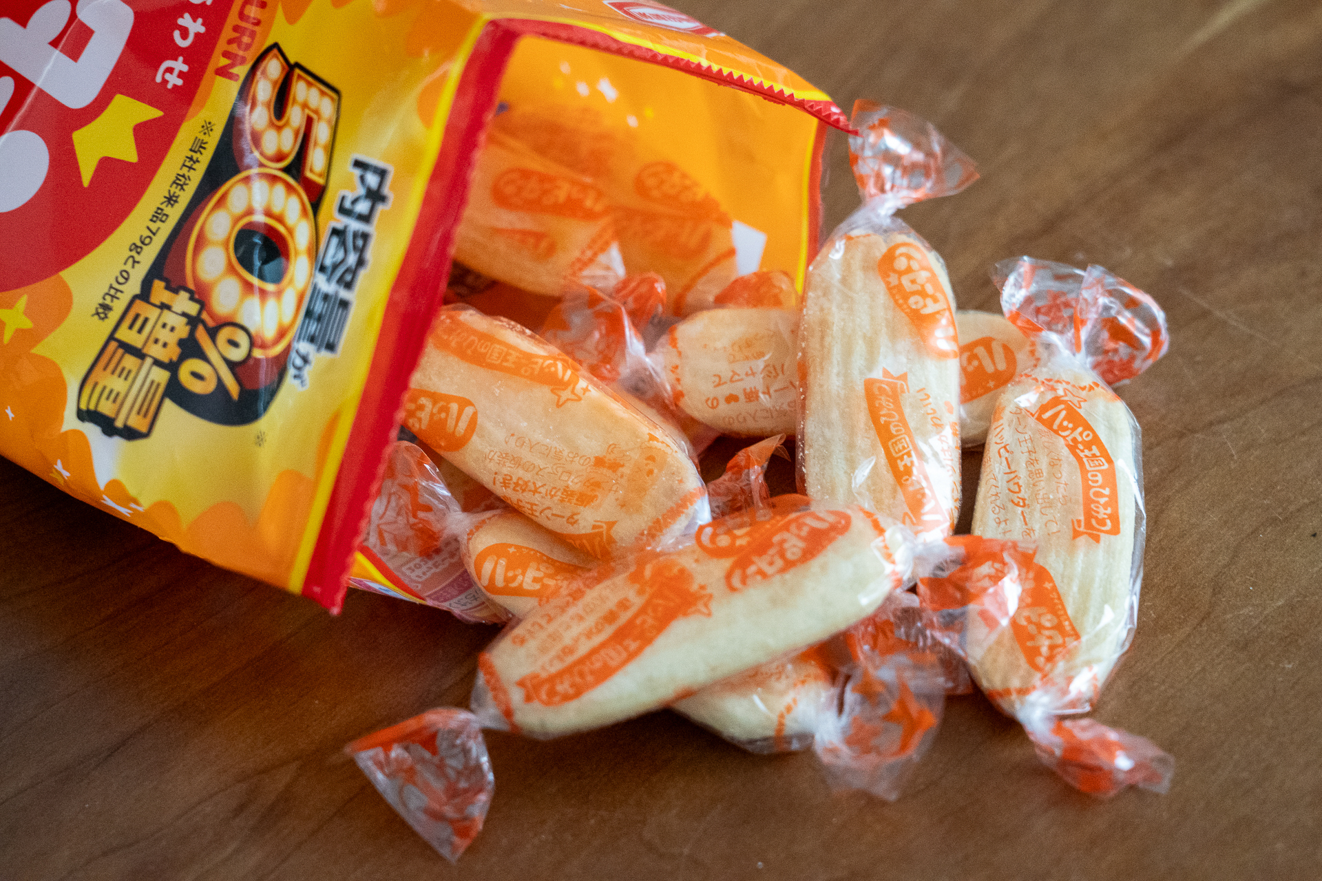 甘じょっぱいパウダーがクセになる美味しさは変わらずです