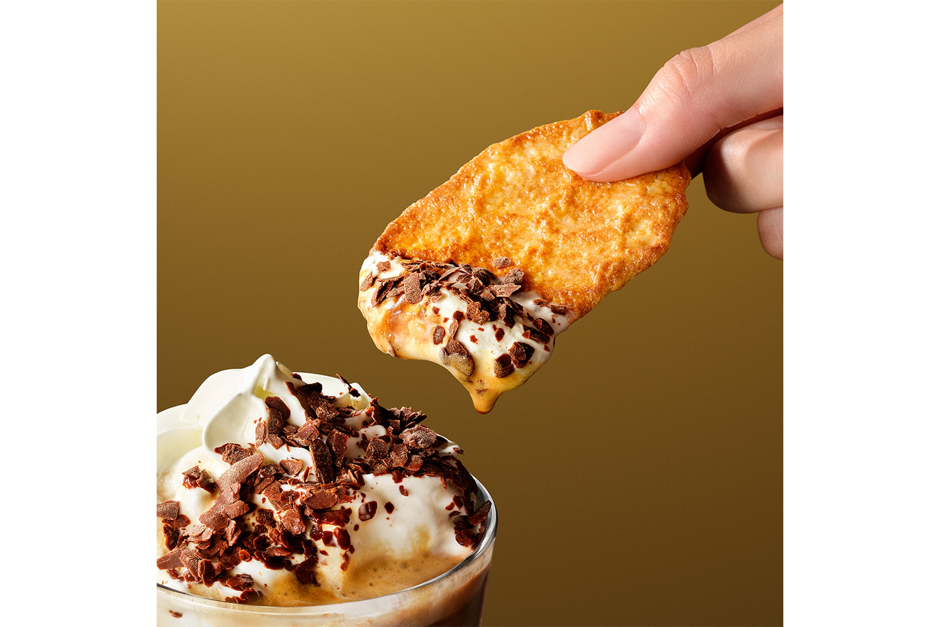 ワッフルクッキーにディップして楽しめる