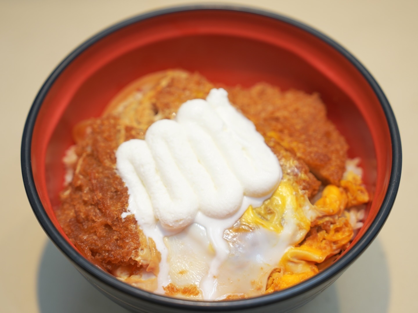 「クーリッシュ ホイップクリーム」をトッピング