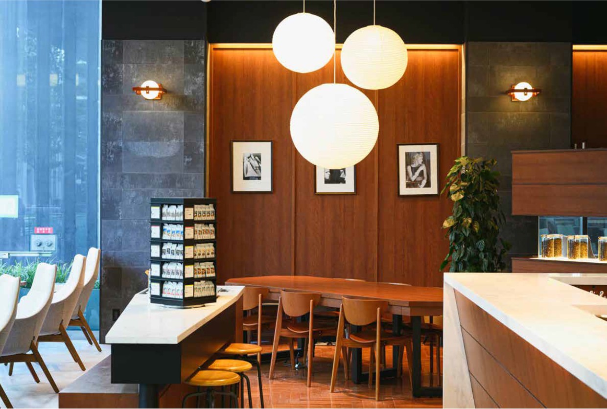 こだわりのインテリア（写真は虎ノ門店）