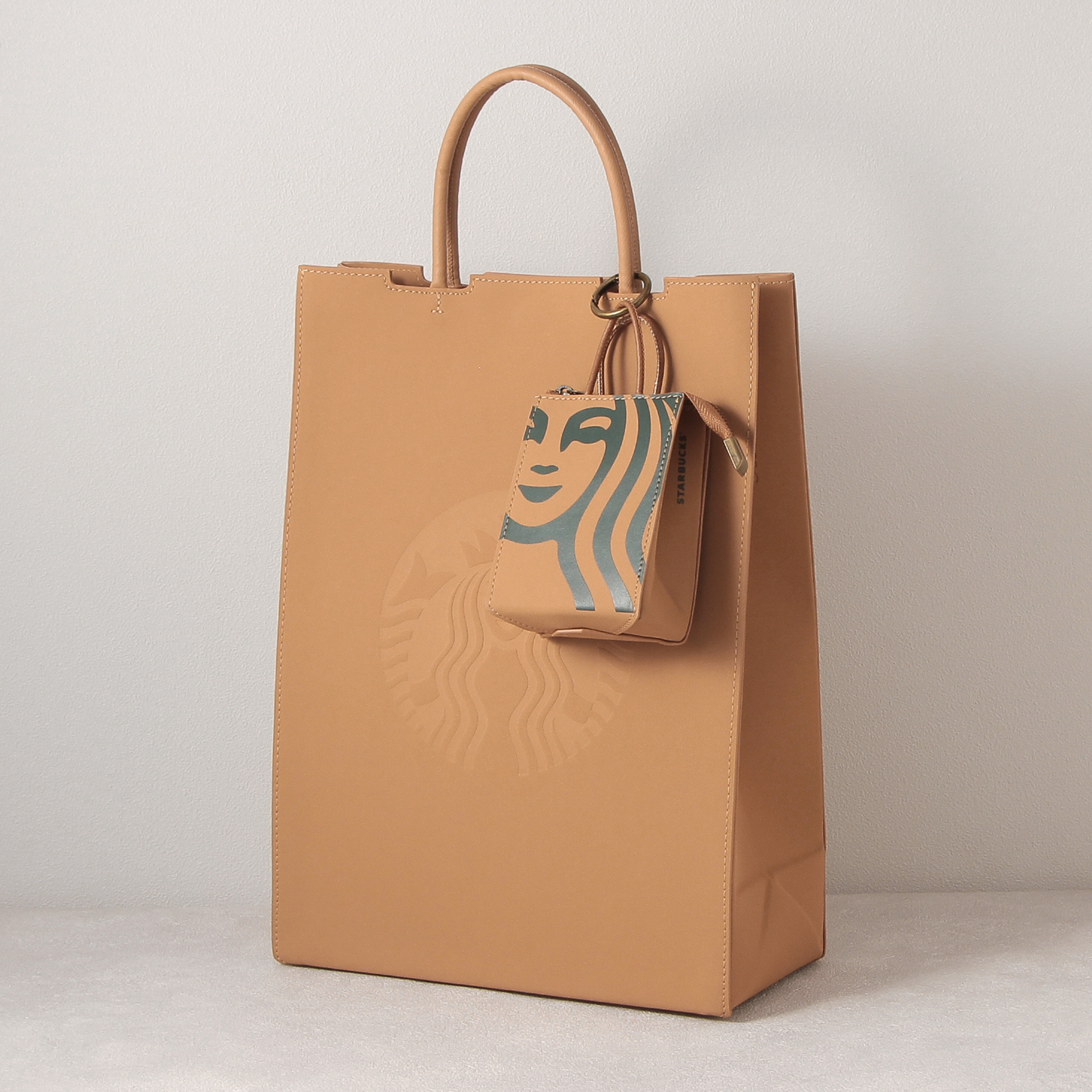 レザーチャームポーチ