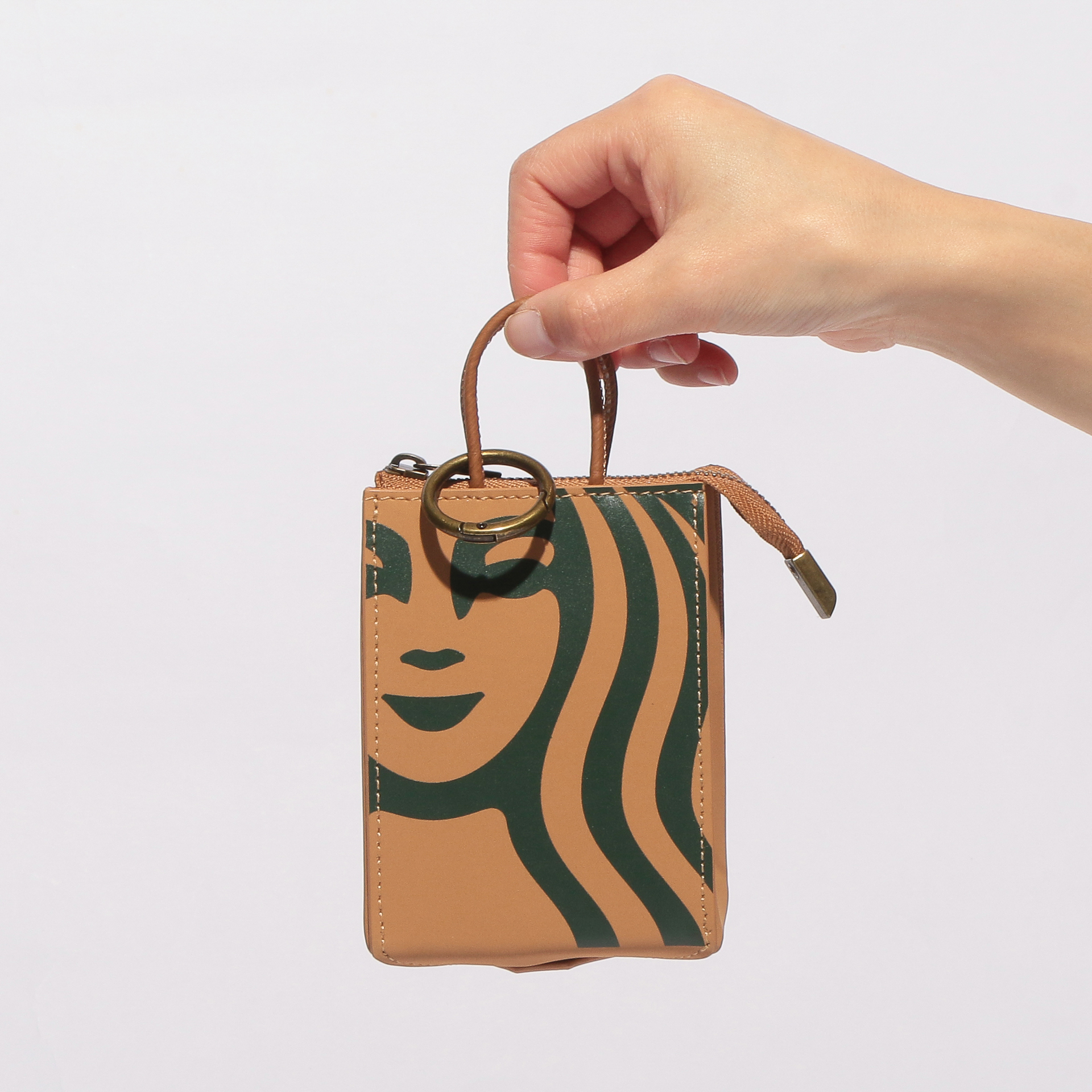 レザーチャームポーチ