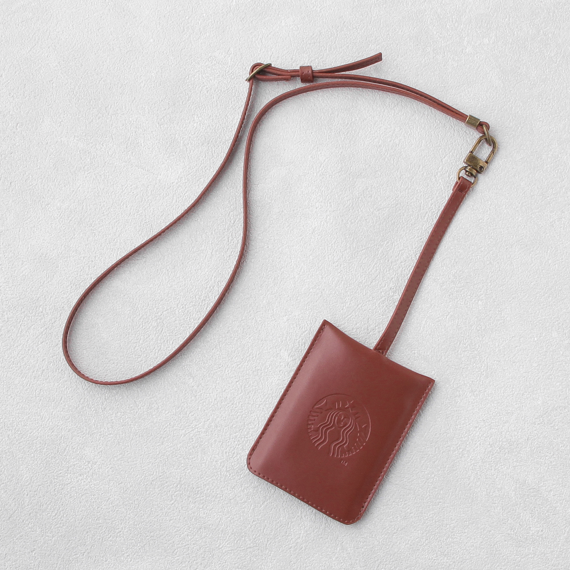 レザーパスケース