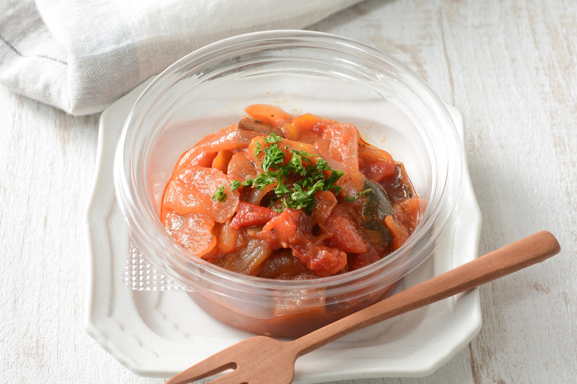 「5種野菜の彩りカポナータ風」（324円）