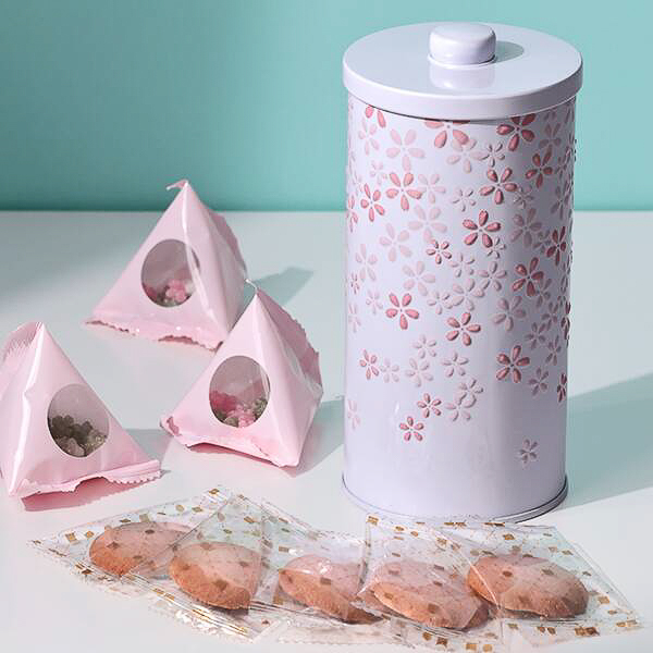 「さくらキャニスター缶」（ホワイト）