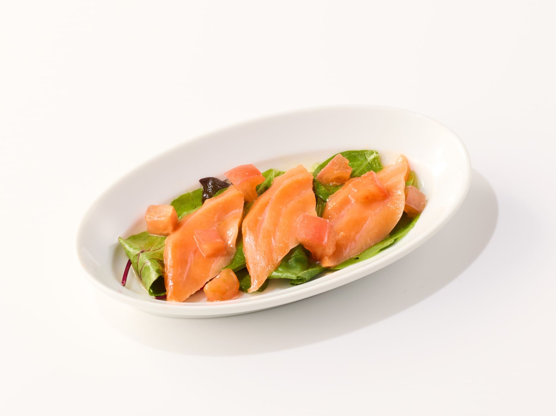 「ランチ サーモンのカルパッチョ」（275円）