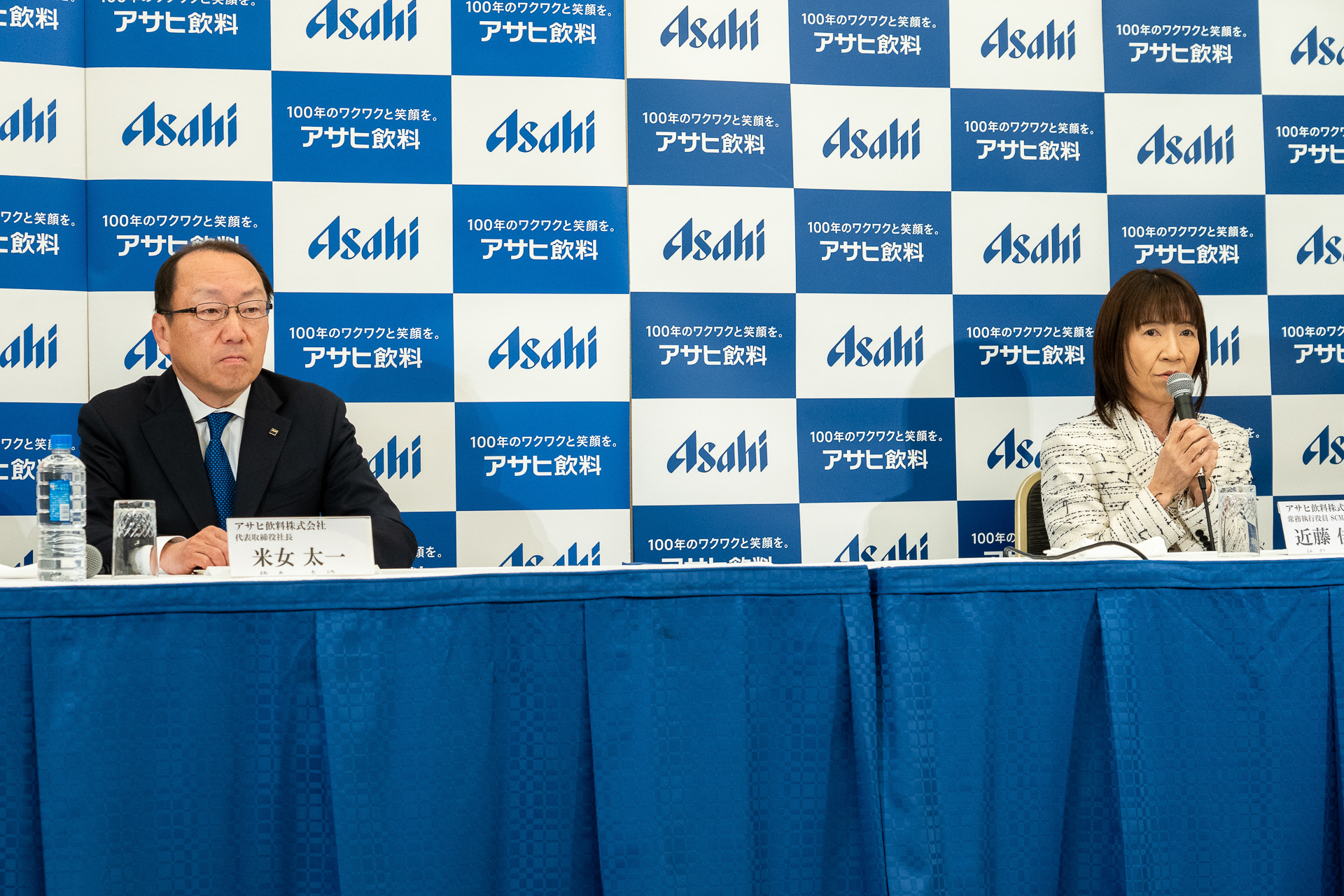 昨年9月のシステム障害発生時は、自身の原点である現場感覚と仲間の力を信頼する重要性をあらためて実感したと近藤次期社長