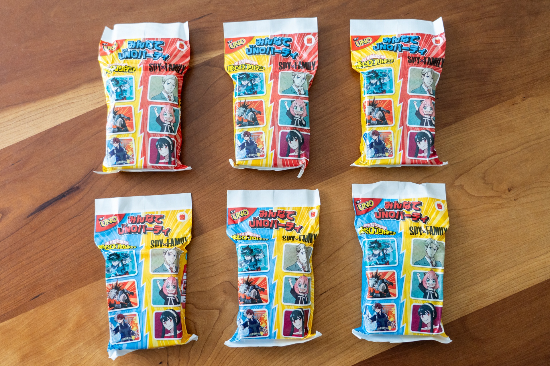 上が第1弾、下が第2弾。FSCミックス認証のパッケージ