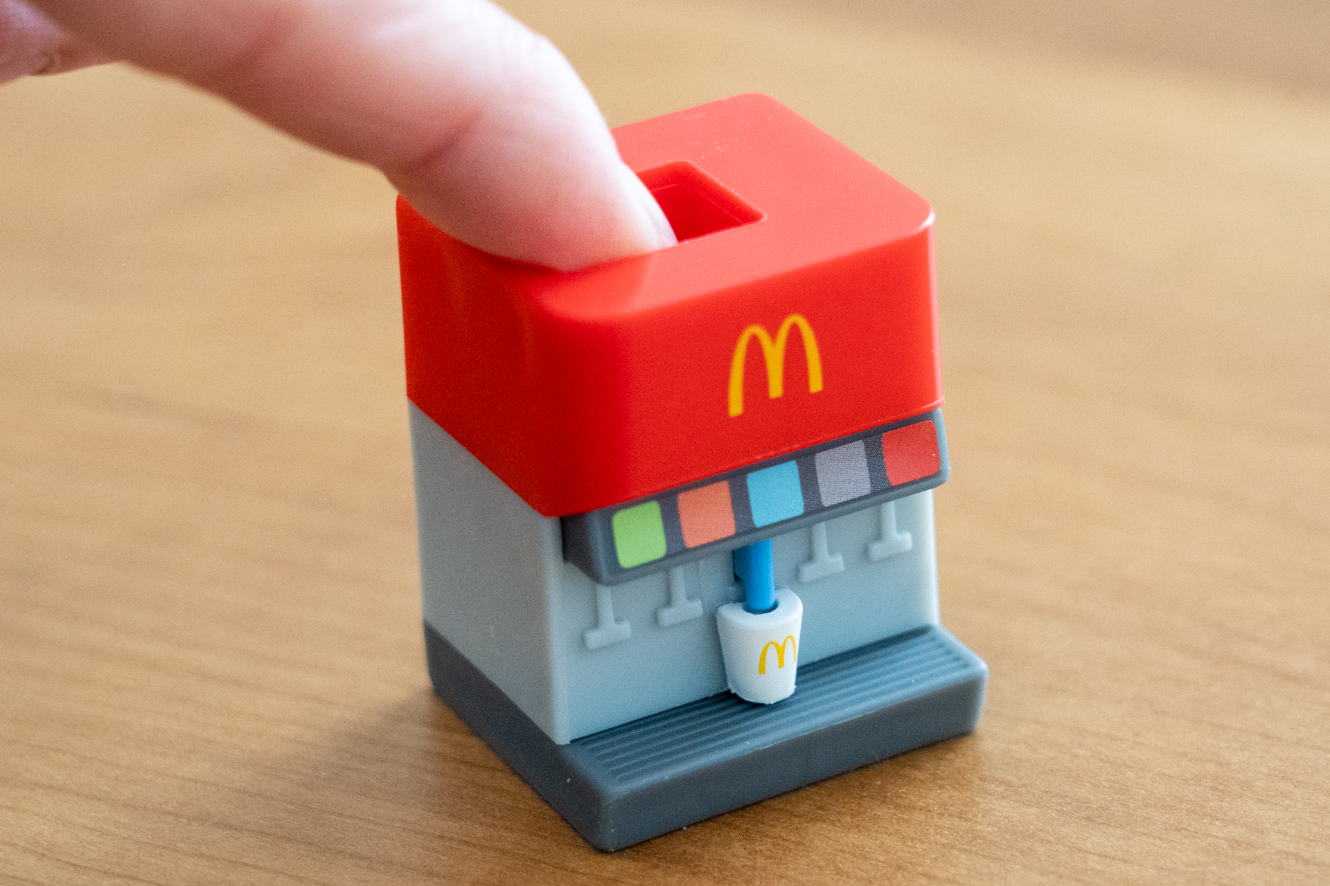 上部のボタンを押してみよう