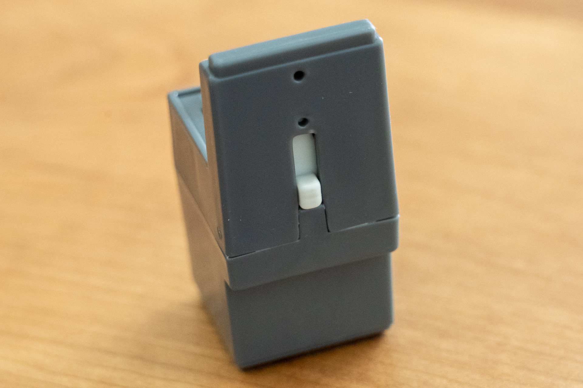 後ろのレバーを上げるとフライヤーが上がる