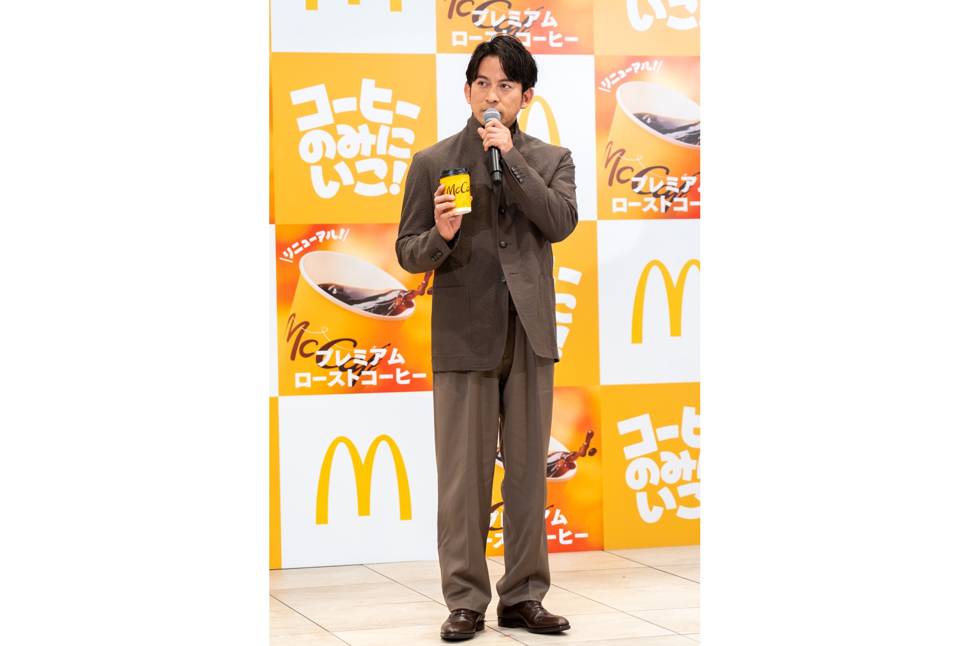 もともとマクドナルドのコーヒーが好きで、あちこちで「“マクド”のコーヒーおいしいよ」と勧めていたという岡田さん