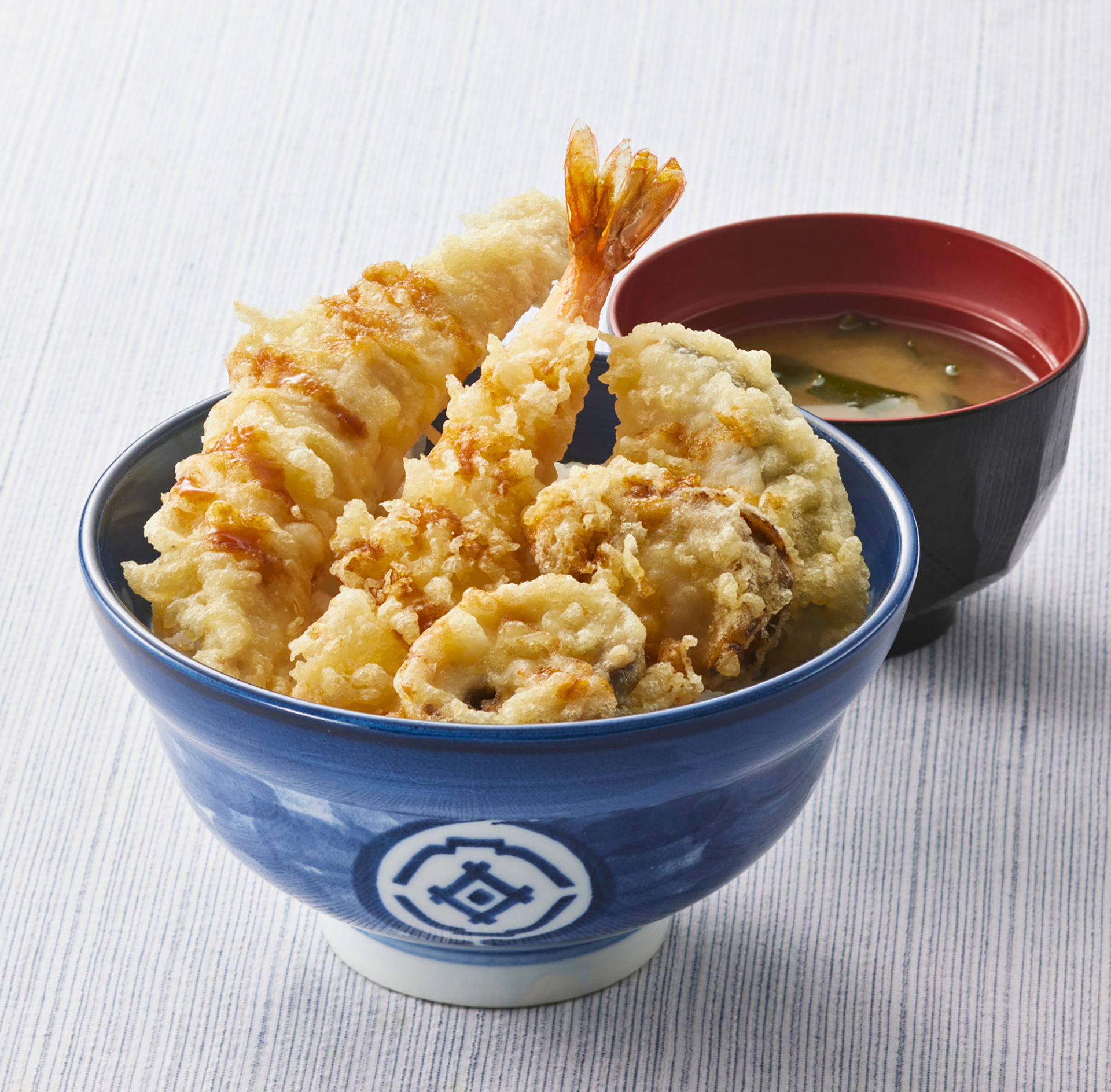 「海老と4種の北海道産天丼」（1160円）