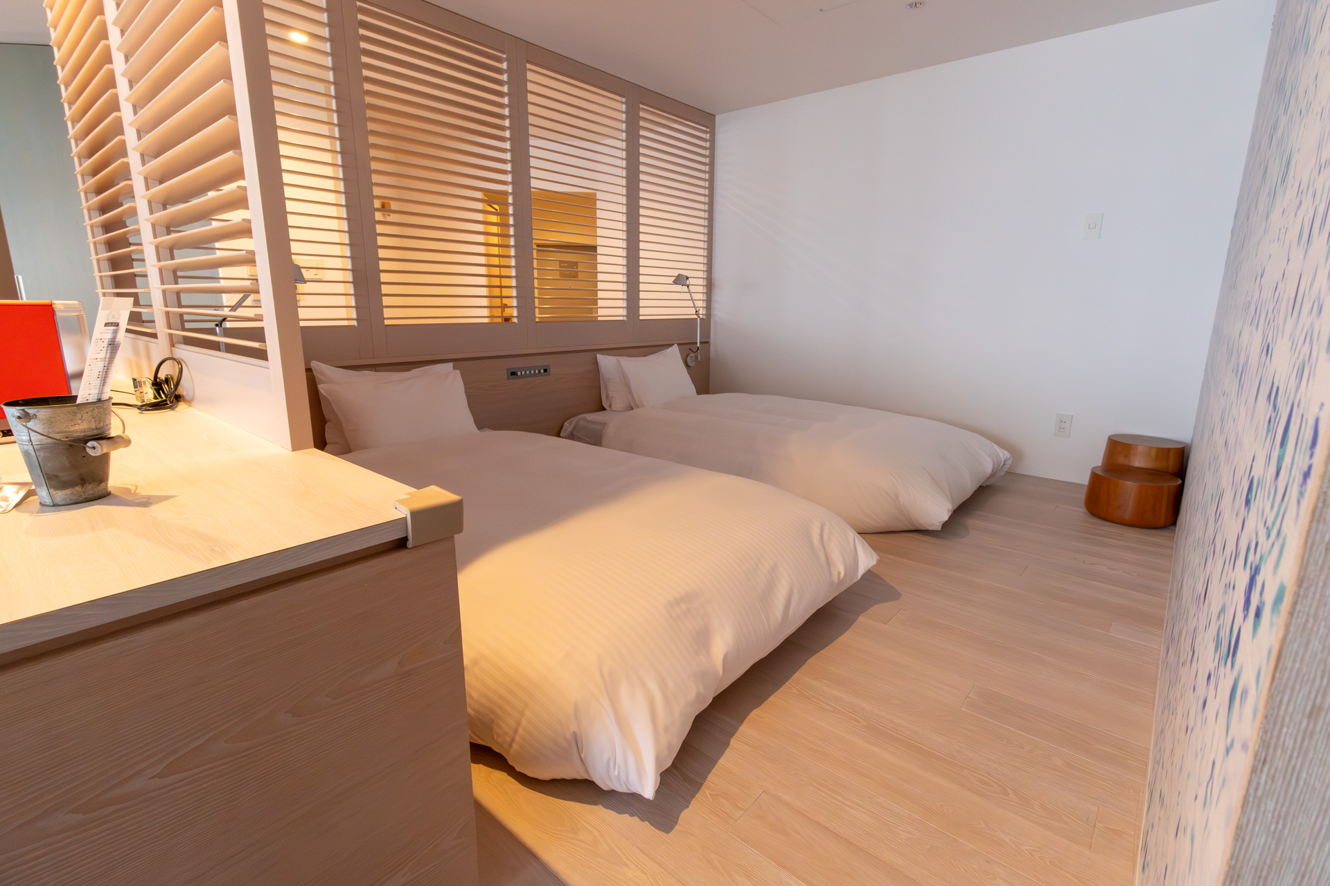 ベッドルームは2か所の豪華仕様。ちなみにトイレも2か所ある