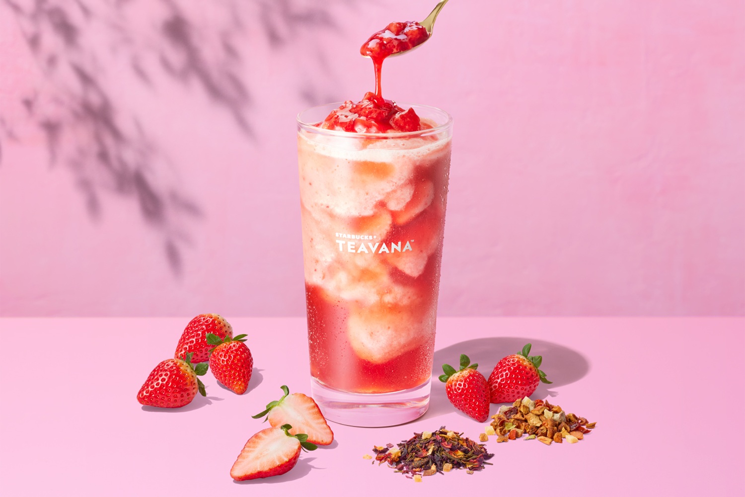スターバックス ティー＆カフェ「ストロベリー＆ダブル ティー フローズン」