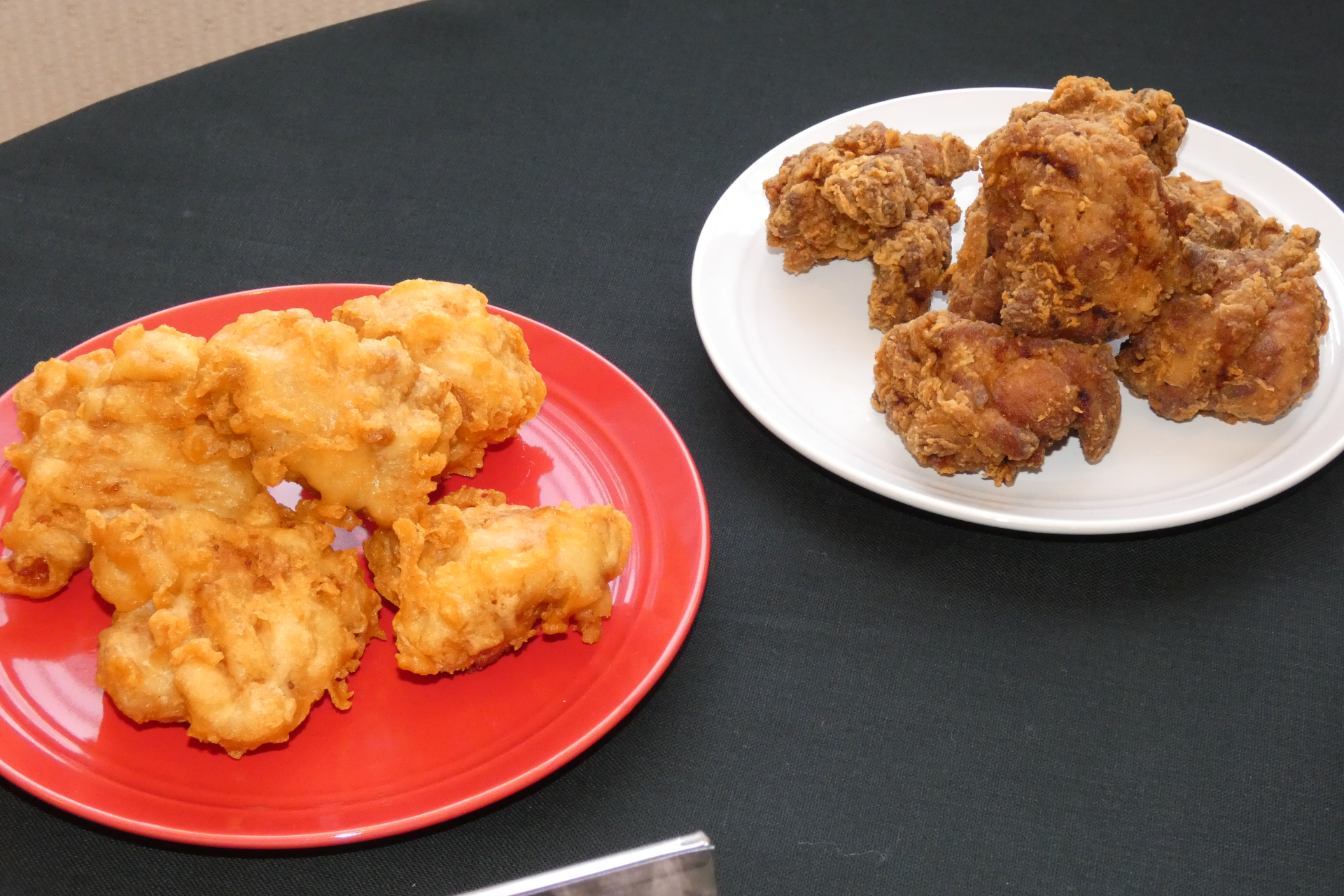 通常の唐揚（左）との比較