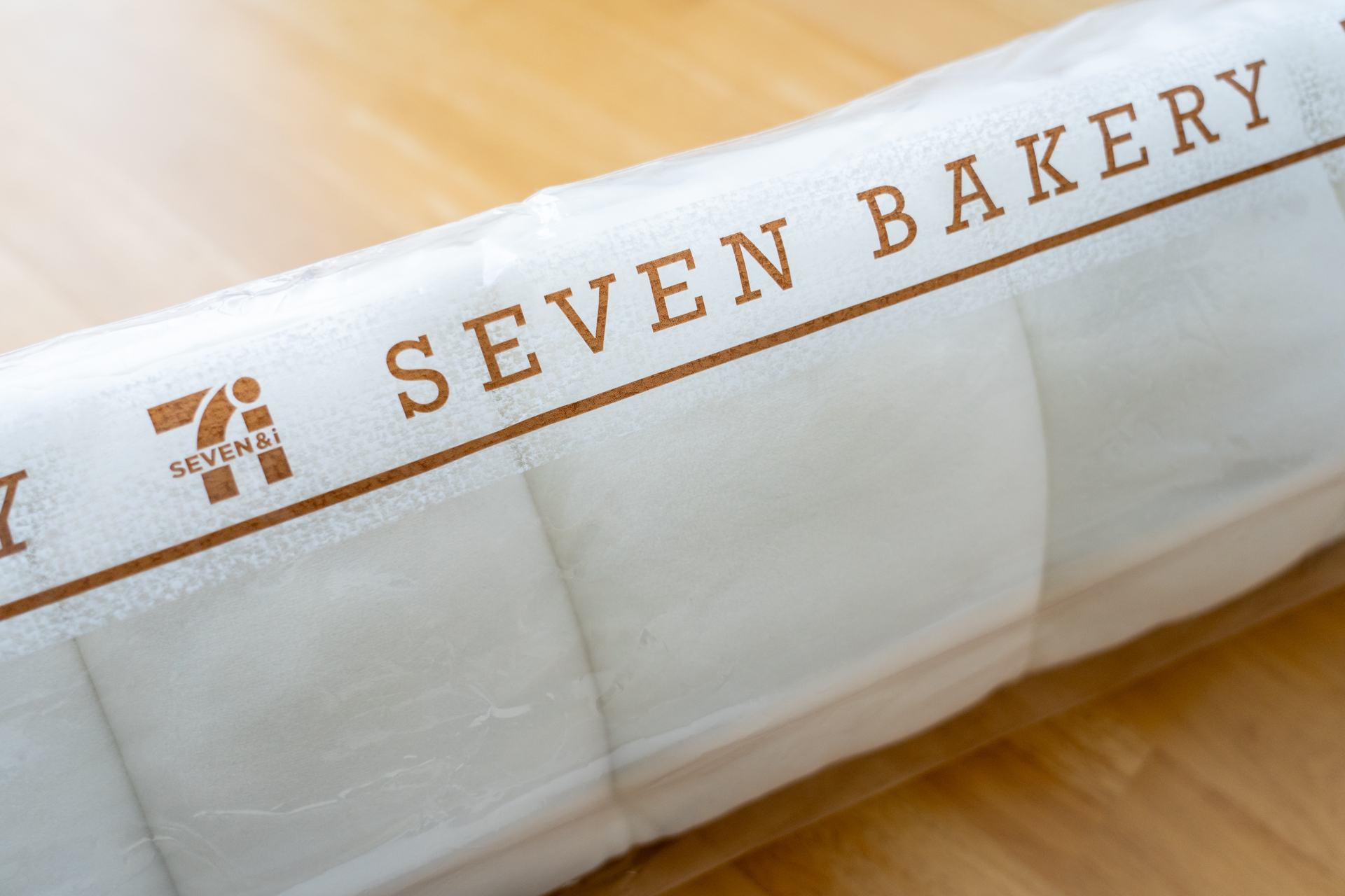 包装袋を模したパッケージ