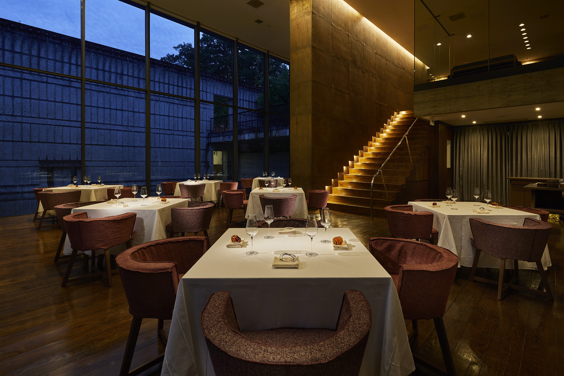 メインダイニング「OTTO SETTE NASU」