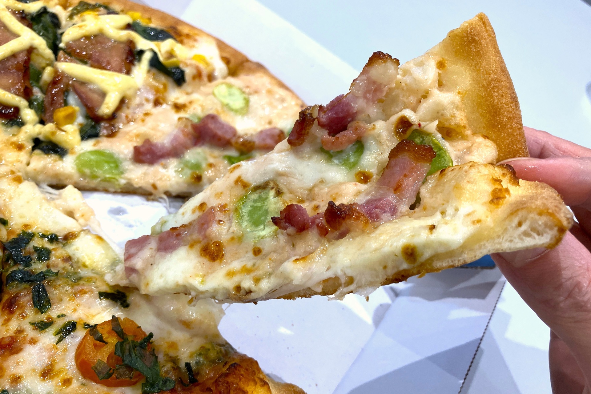 桜えびの香ばしさが感じられるソースに、パンチェッタとそら豆が好相性