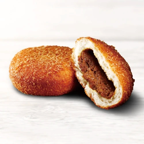 「お店で揚げたカレーパン」（149円）