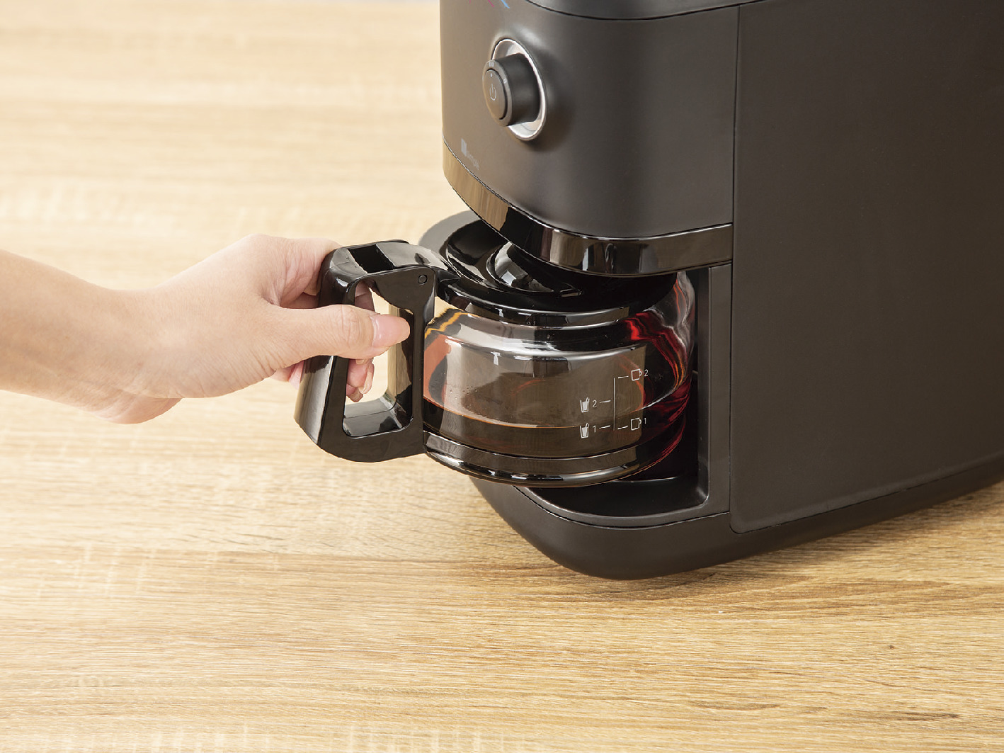 一度に約4杯分を抽出し保温できる