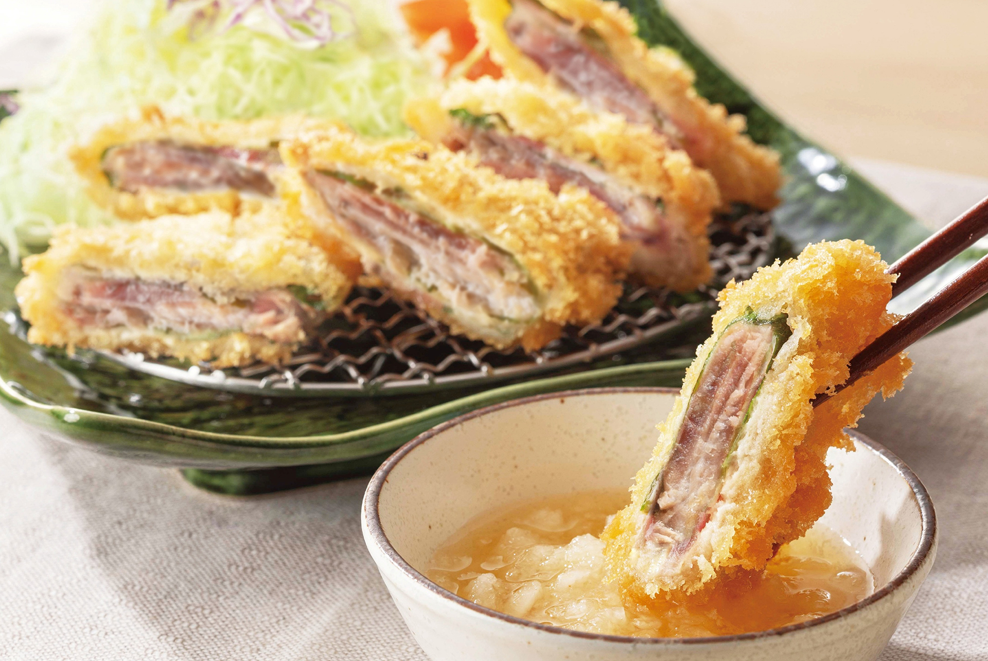 大戸屋「鰹の梅はさみ揚げ」