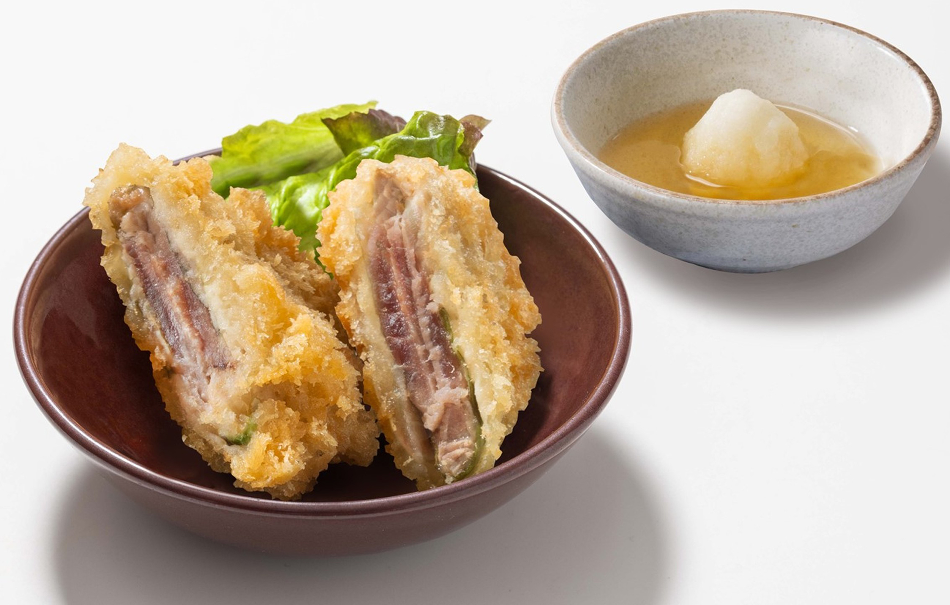 「鰹の梅はさみ揚げ」（小鉢 360円）