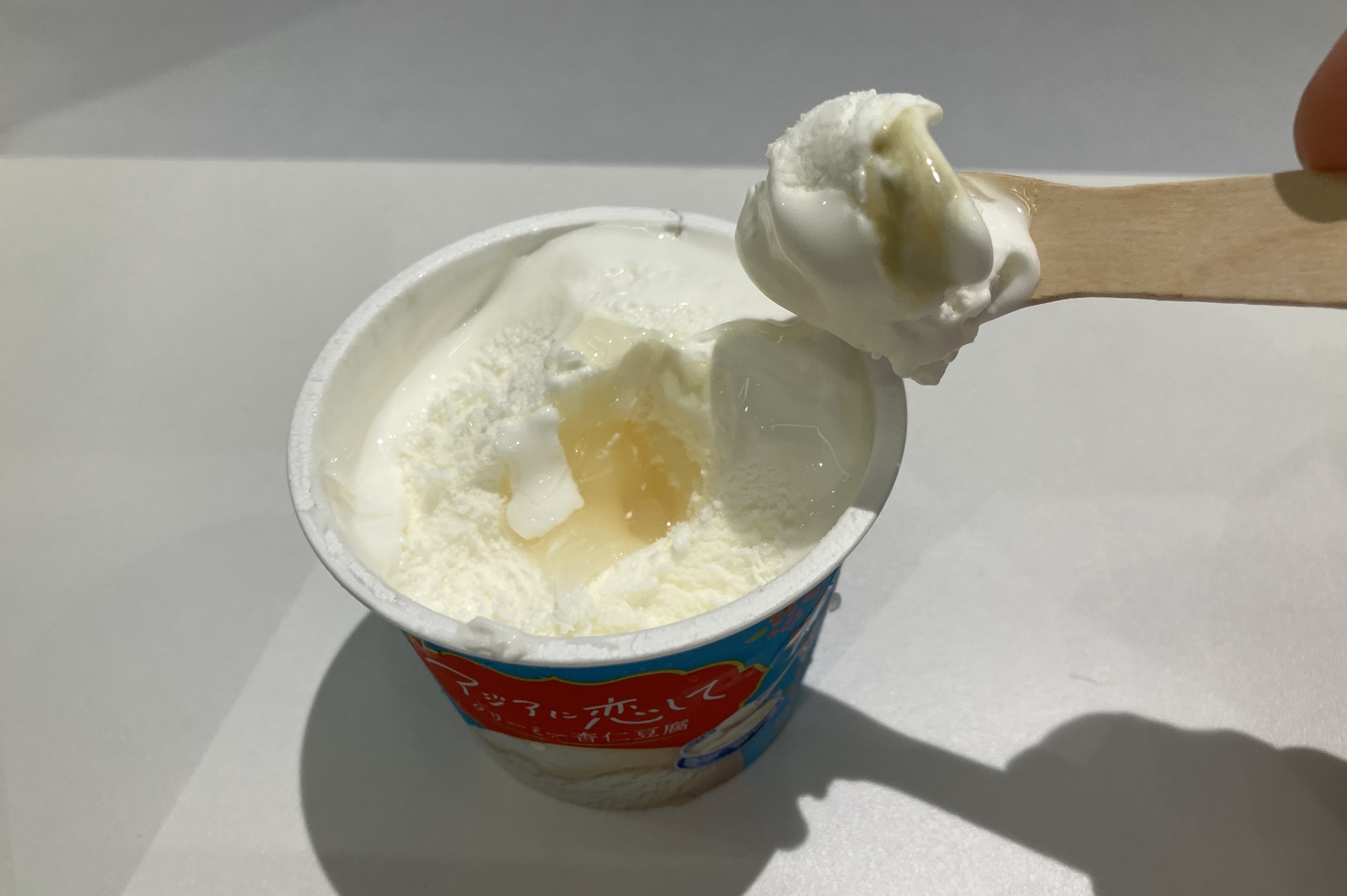 試食で提供されたアジアに恋して クリーミー杏仁豆腐