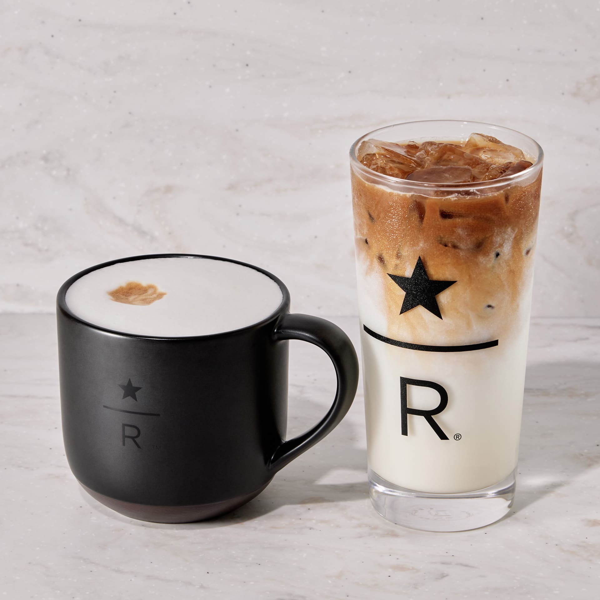 「スターバックス リザーブ スイート ミルク コーヒー」（760円）
