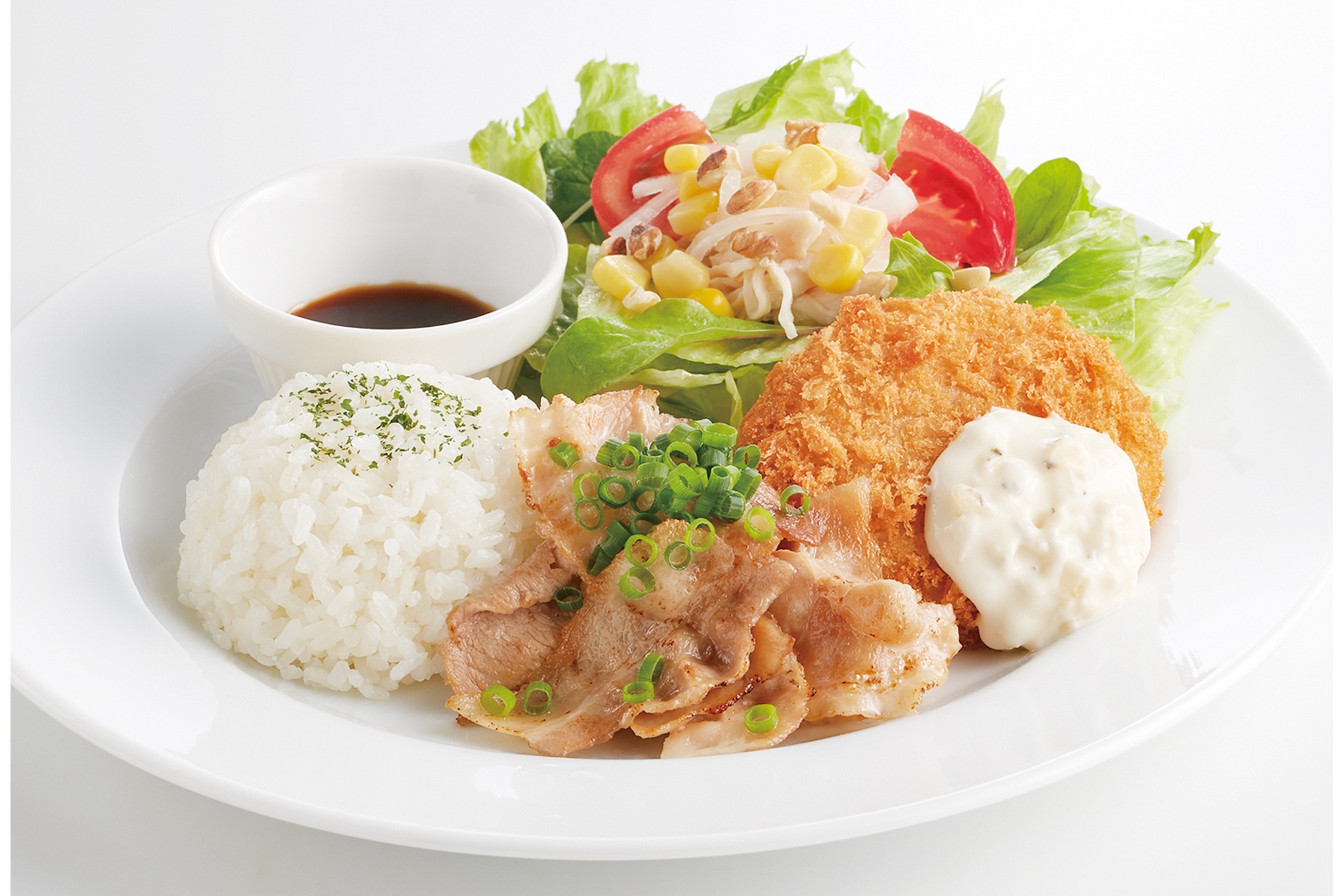 【金曜日】焼きしゃぶとポテトコロッケ＆蒸し鶏サラダ（スープバー付）