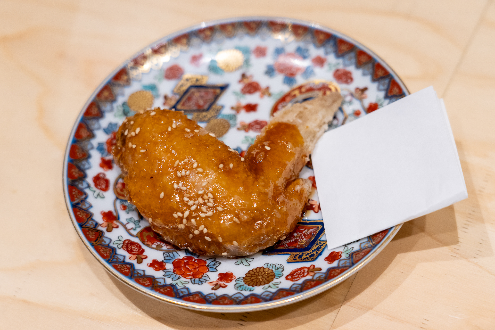 ジューシーさにびっくり！「やみつき手羽先の唐揚げ」は甘旨タレがやみつきに