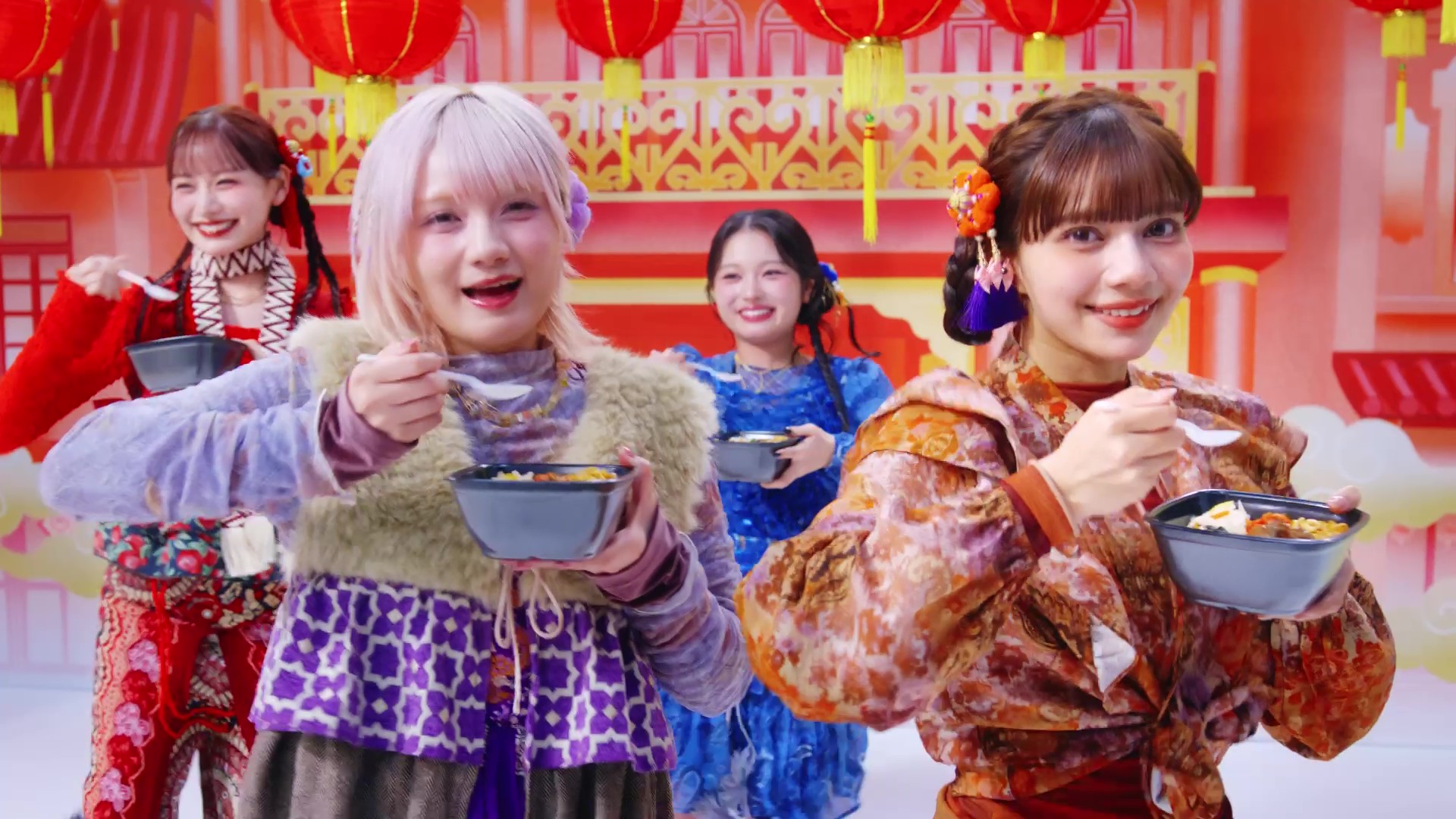 CANDY TUNEが“まぜまぜダンス”を踊る