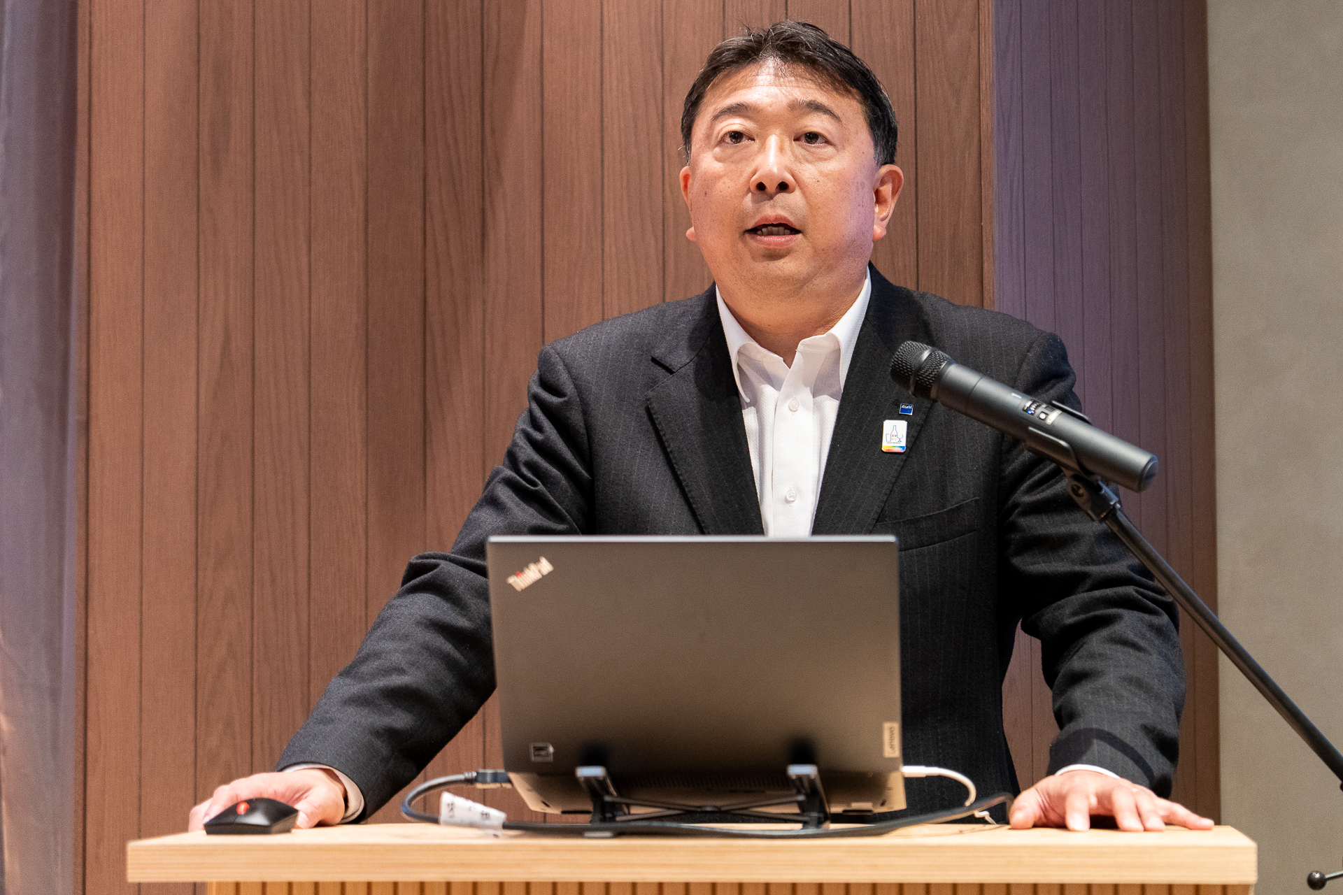 「この新店舗は、お酒や飲み会と初めて触れ合う若い世代、自分らしい飲み方や楽しみ方に出会える場所を目指していきたい」と語ったスマドリ株式会社 代表取締役社長 高橋徹也氏