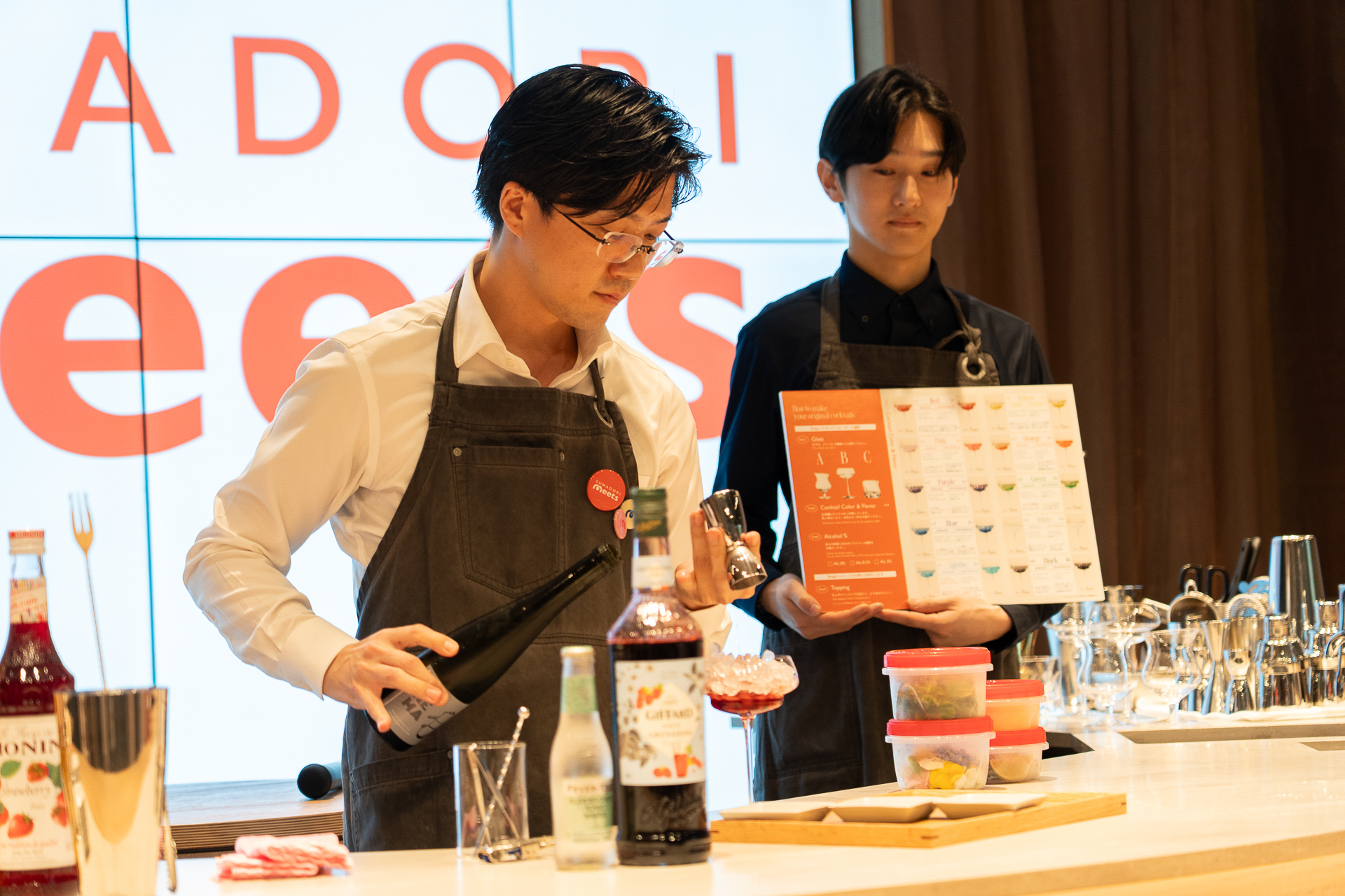 SUMADORI Customの実演が行なわれた