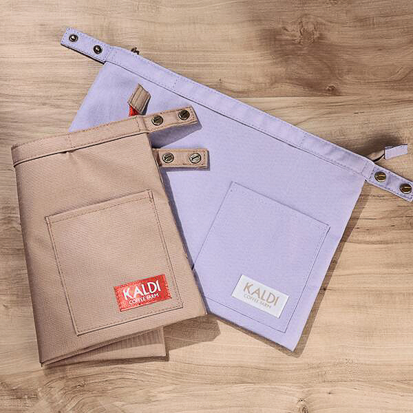 春らしい明るい色合いのベージュとラベンダーを用意