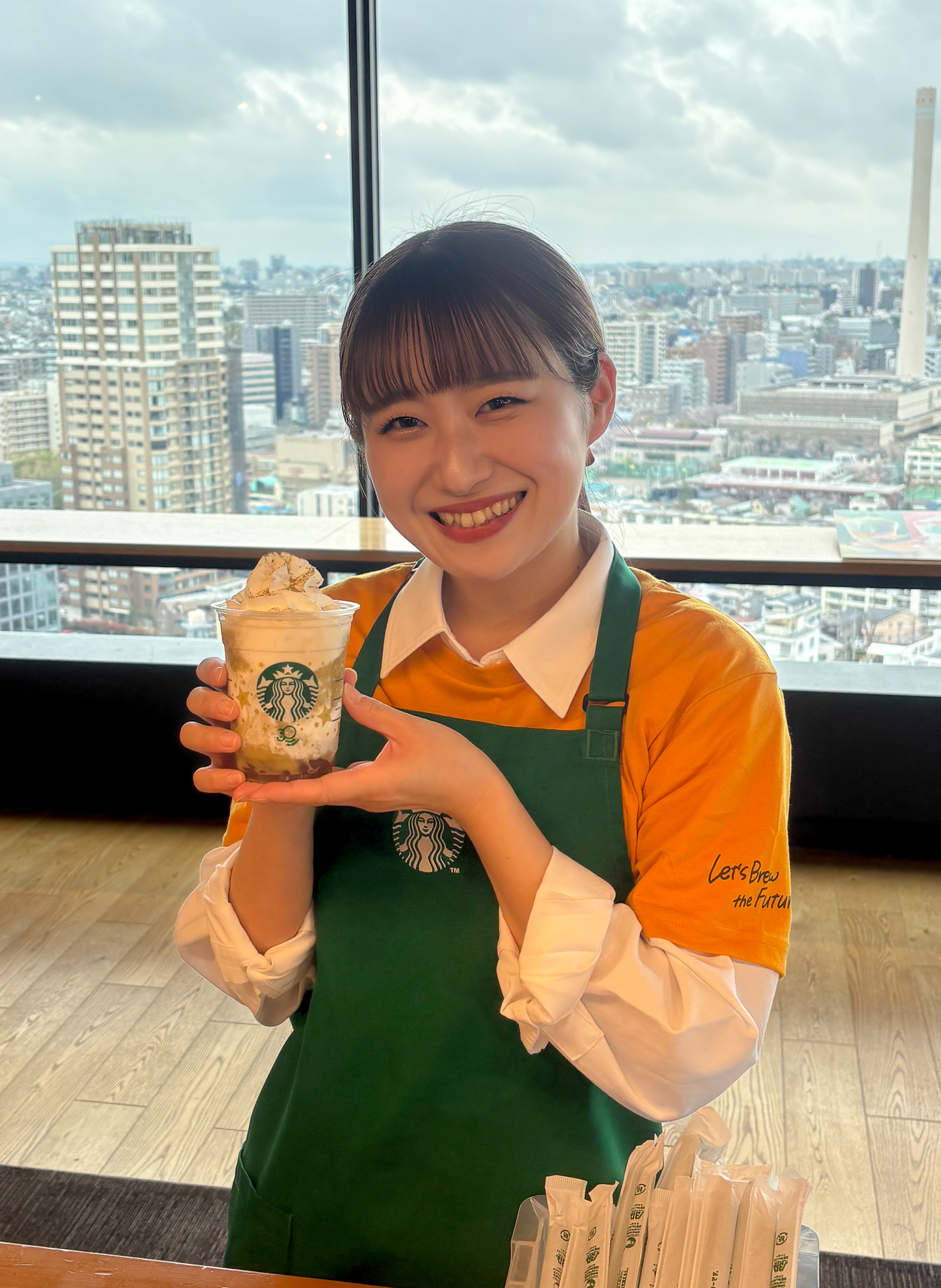 店員さんとTHE フラペチーノ of 加賀 棒ほうじ茶