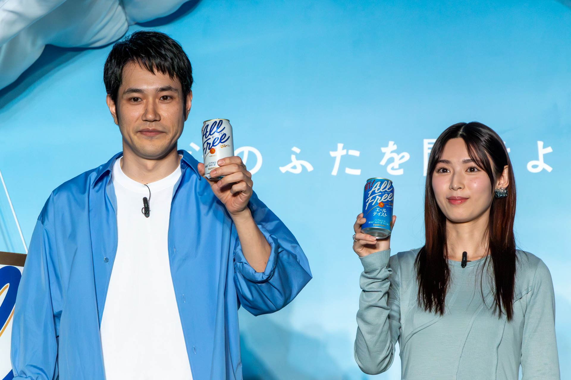 ポーズを決めて