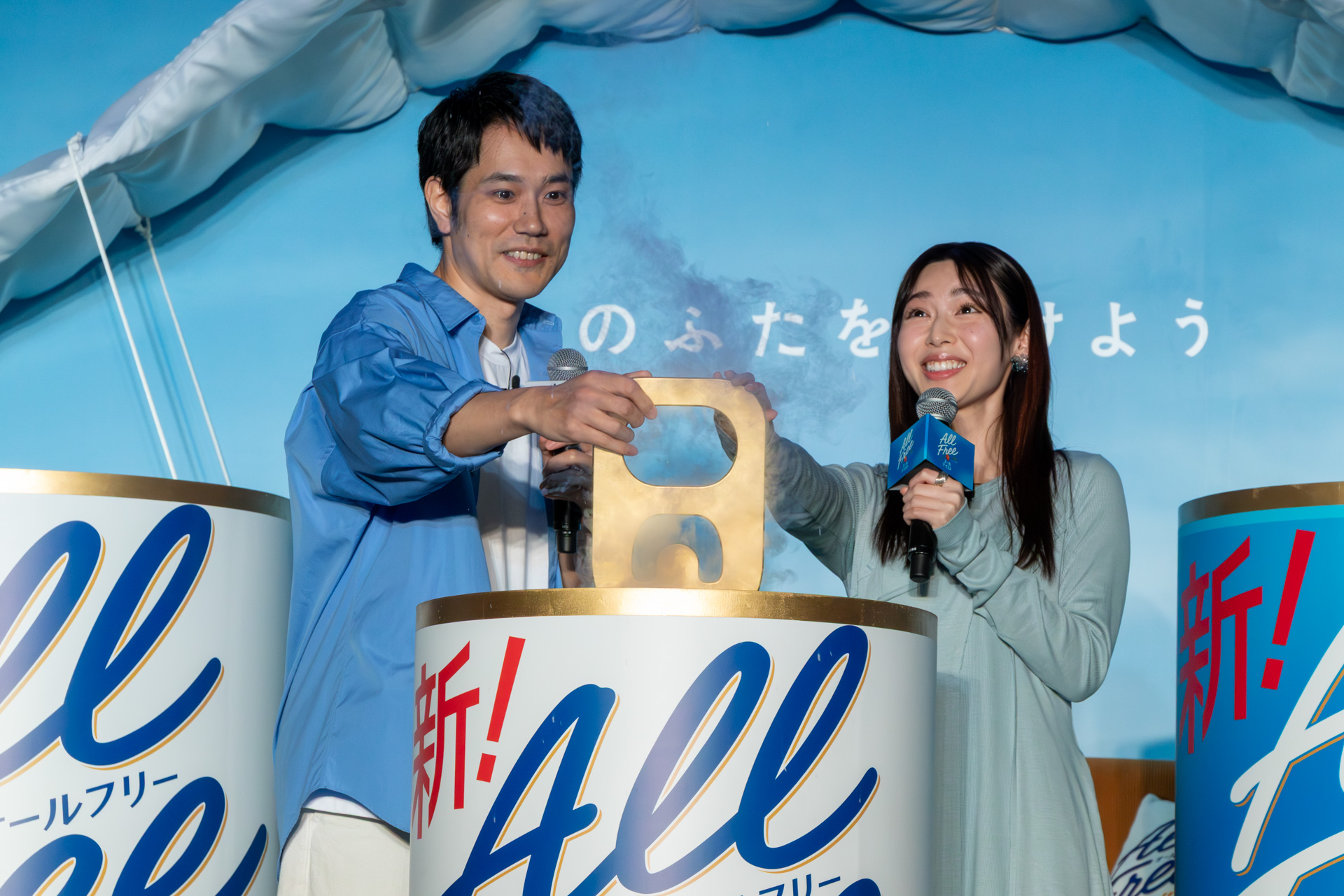 プルタブを引き上げるとお題が発表される