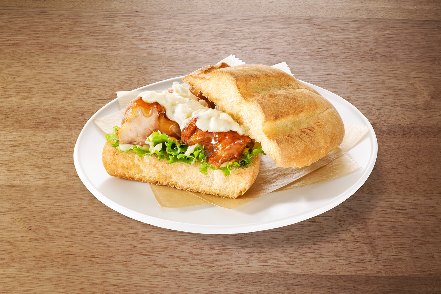 「サンマルクホットサンド からあげ南蛮タルタルソース」（620円）