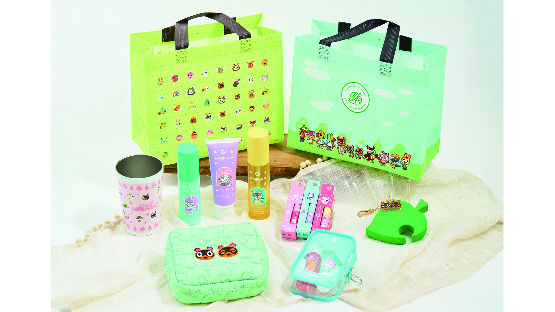 ファミマに「あつまれ どうぶつの森」オリジナルトートバッグなどが登場