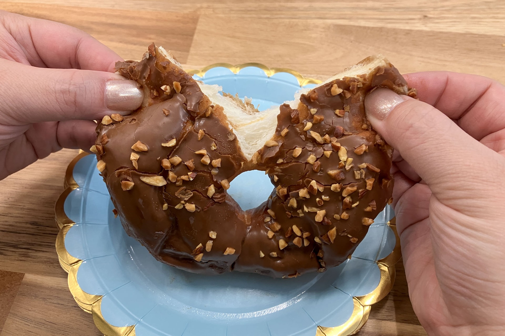 3商品を割ってみると、どれもも～っちり！