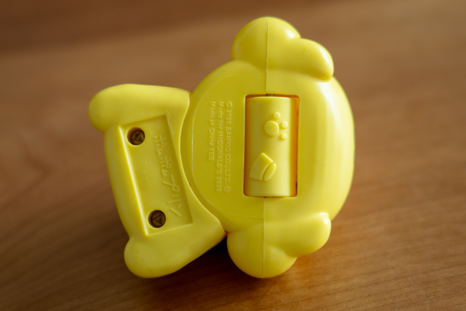 模様が入ったローラーが付いている