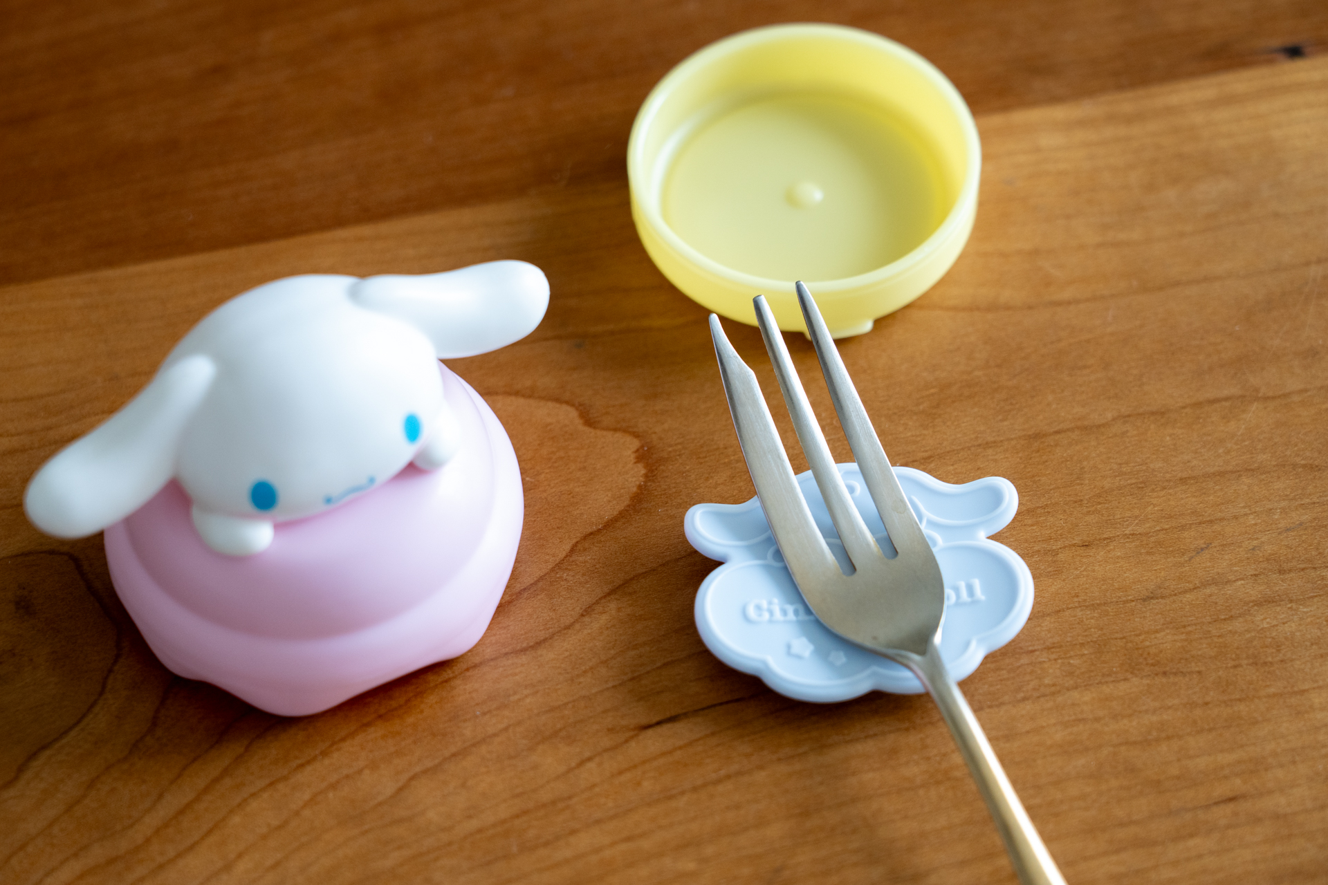 フォークなどを置いてみよう（フォークの付属なし）