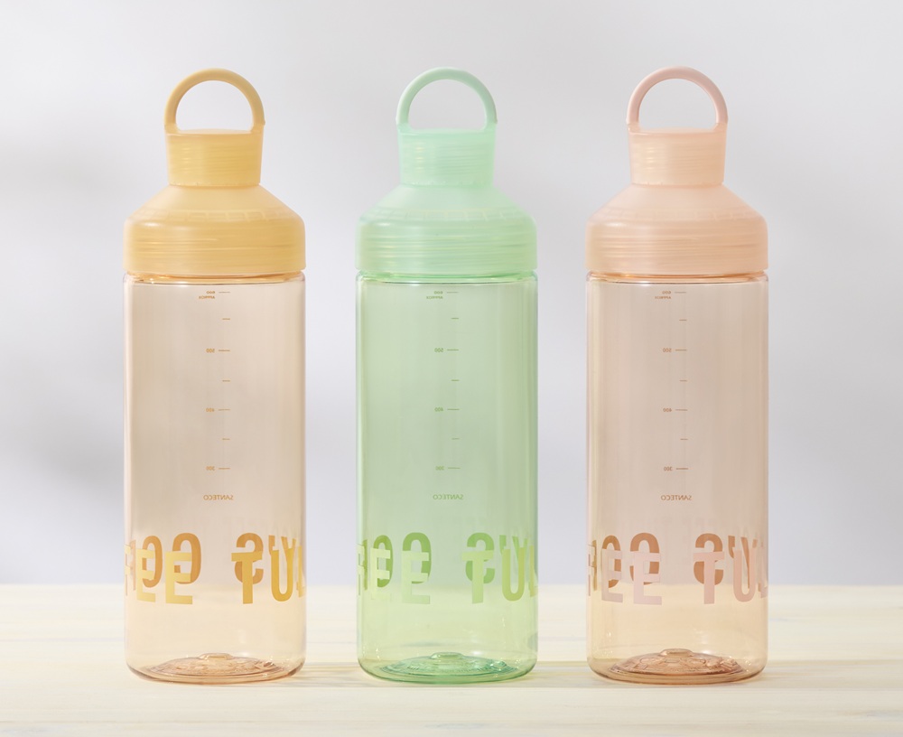 ウォーターボトル 590mL（各2380円）