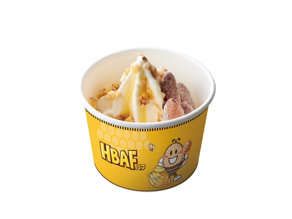 HBAFの「ハニーバター味アーモンド」と特製ソースを合わせている
