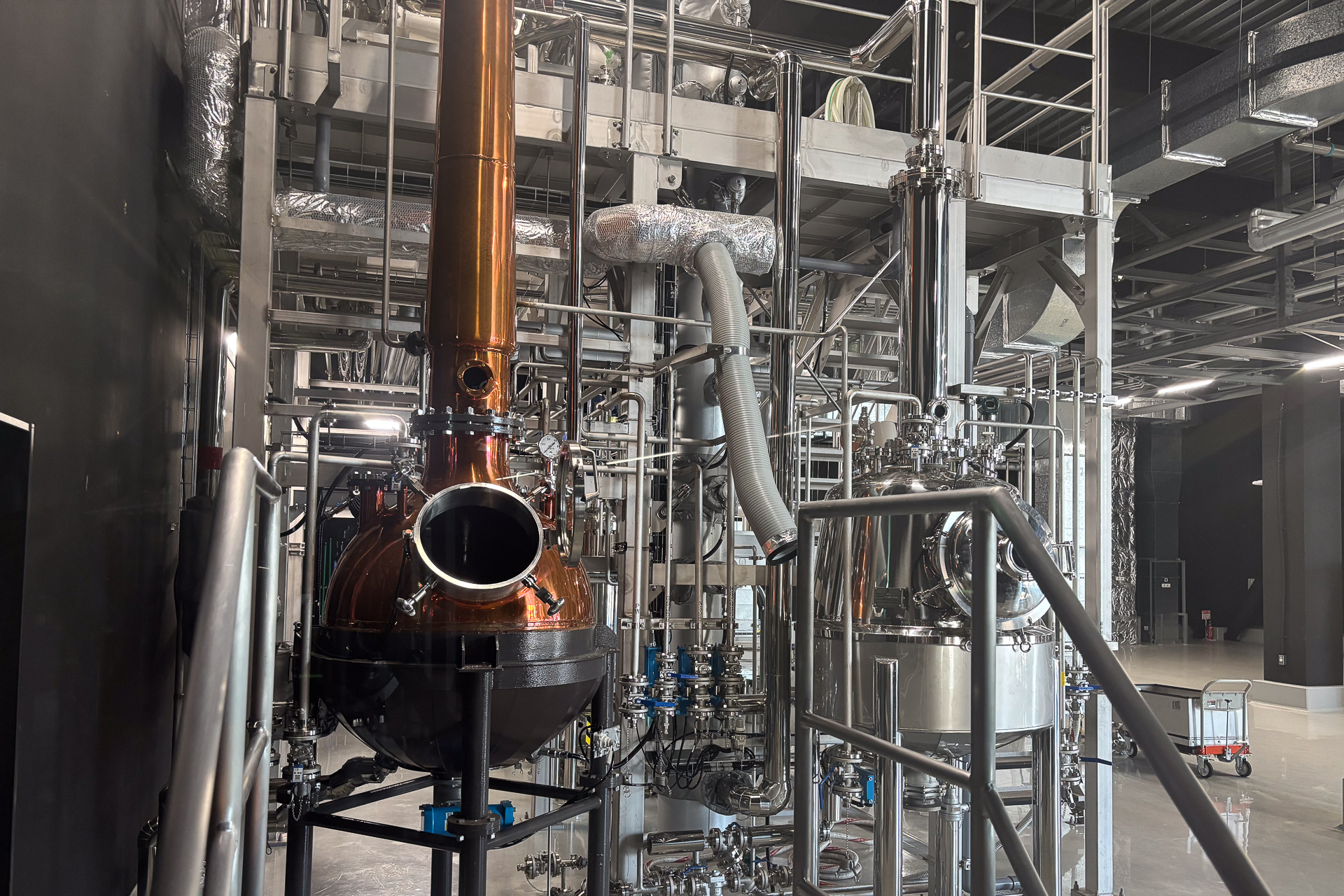 小スケールの製造設備「パイロットディスティラリー」も見られる
