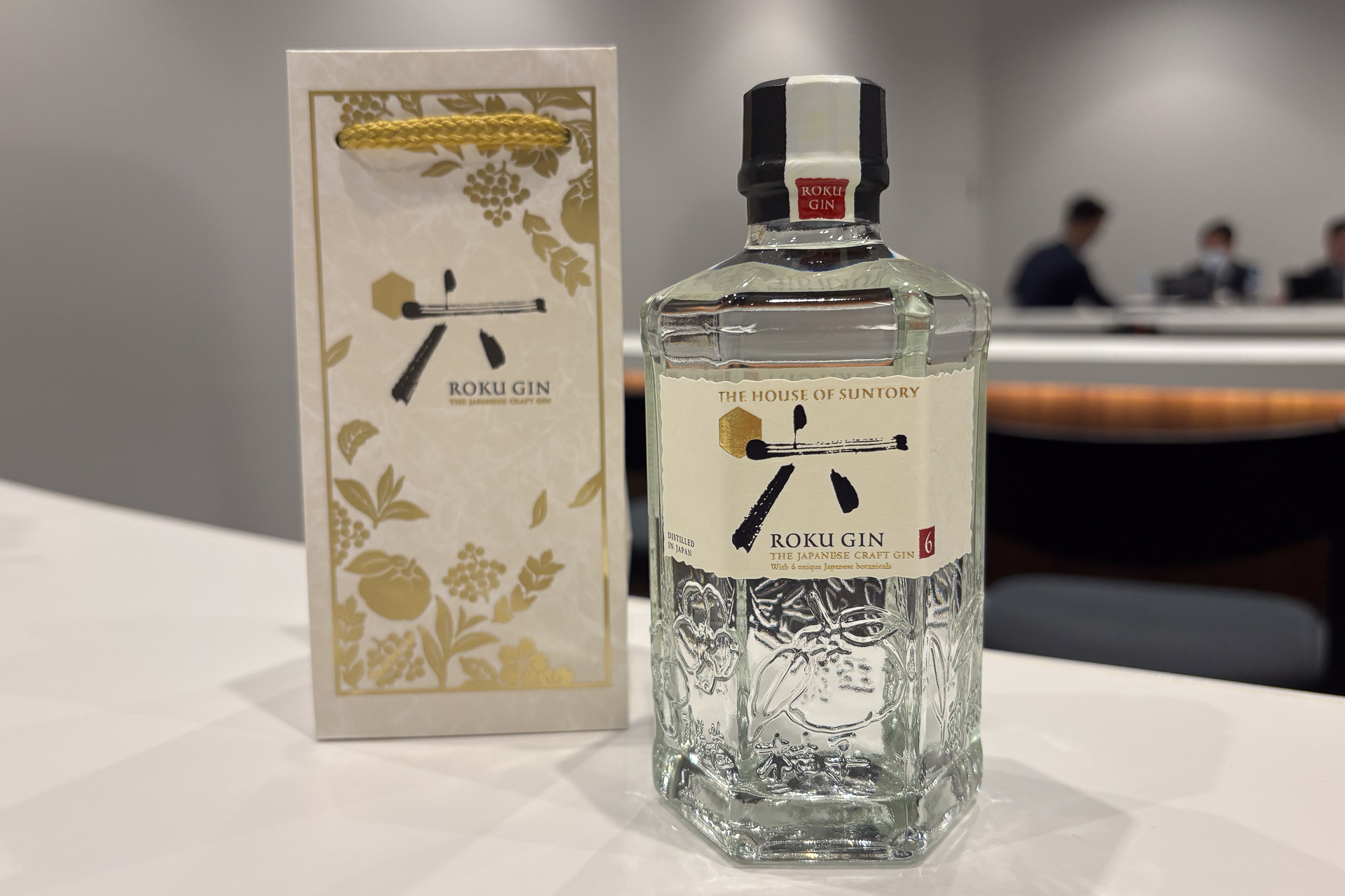 「ROKU〈六〉」（200mL）のお土産もうれしい